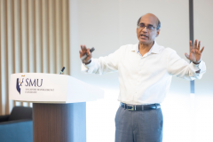 德卑律师事务所董事、新加坡办理大学数字法研