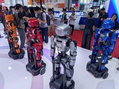 <b>快“财产智能化”</b>